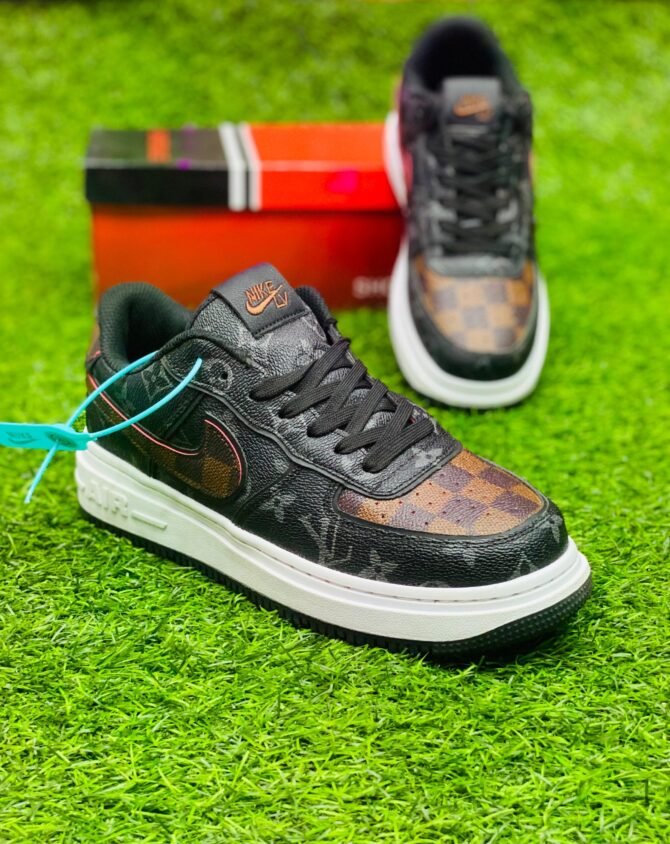 NKE Airforce 1 - Lo-Vi - Black Brown