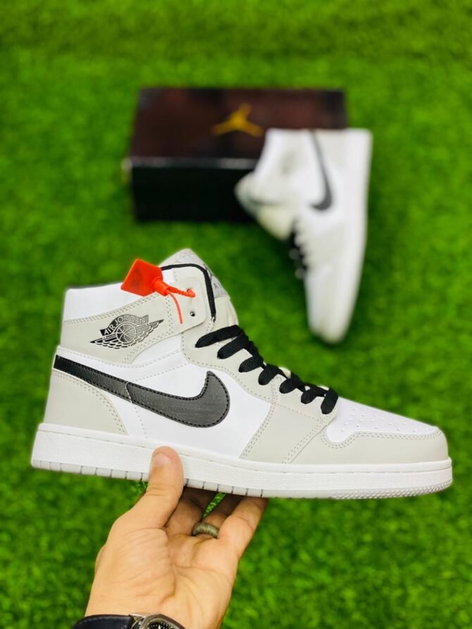 AR JDN 1 - High - Smoke Grey