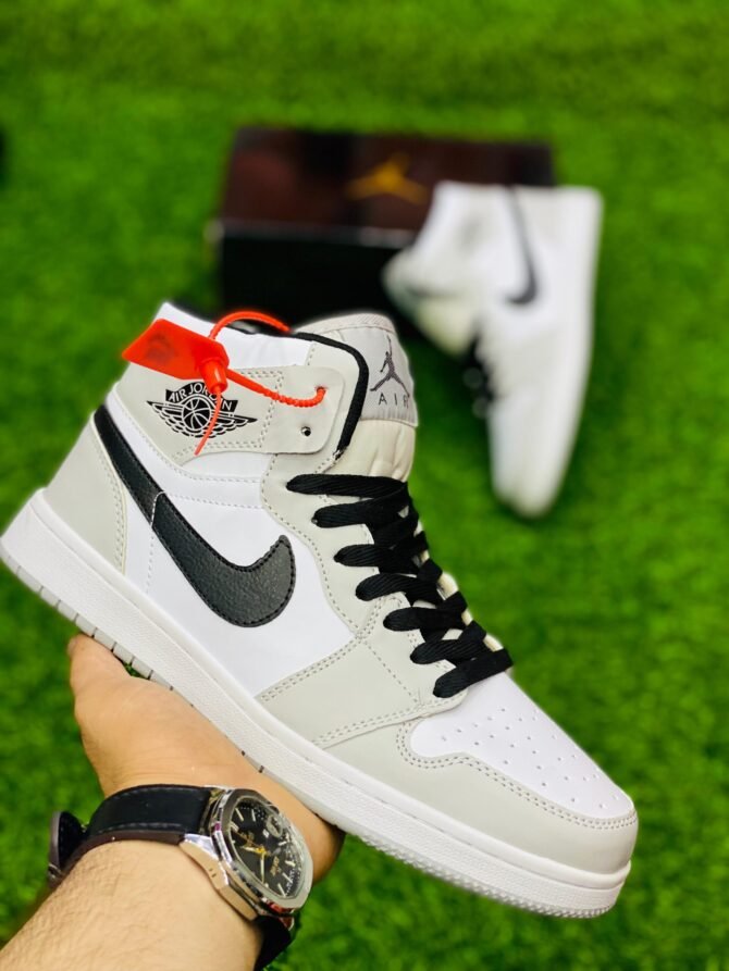 AR JDN 1 - High - Smoke Grey