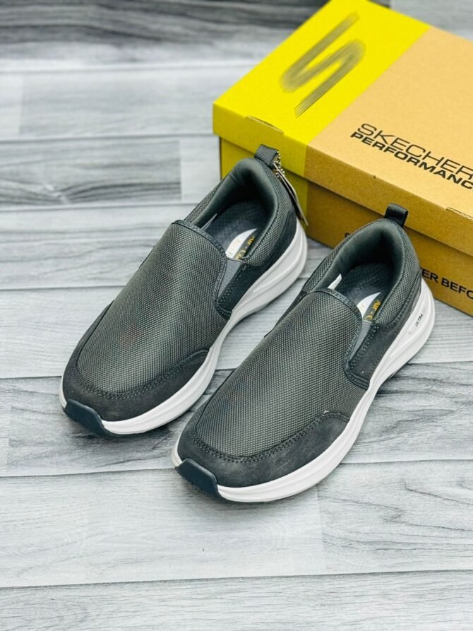 Skcherrs Ultra Go Air Cooled Memory Foam - Gray